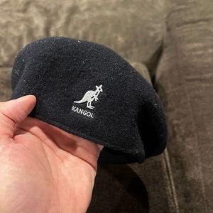 Kangol medium hat golf